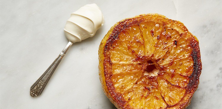 Broiled Ugli fruit with creamy mascarpone cheese