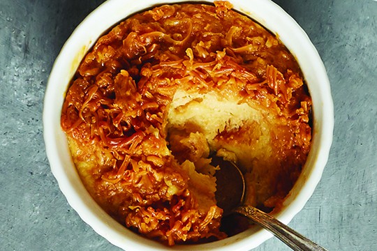 Gjetost-topped mini bread puddings (Photo by Evi Abeler)
