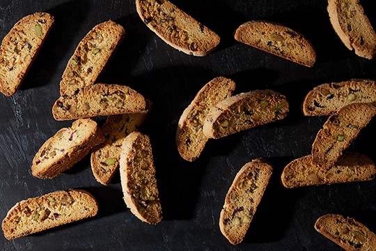 cranberry-pistachio biscotti