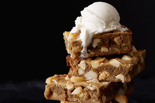 boozy blondies