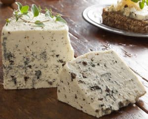Deer Creek Cheese's The Blue Jay