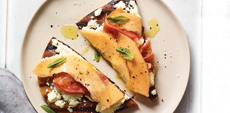 prosciutto-melon flatbreads
